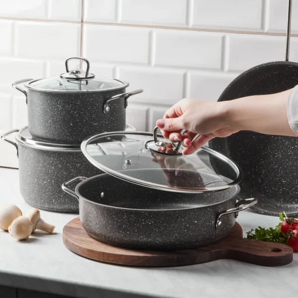 سرویس قابلمه 7 پارچه طوسی بیوگرانیت کاراجا 153.03.08.1594