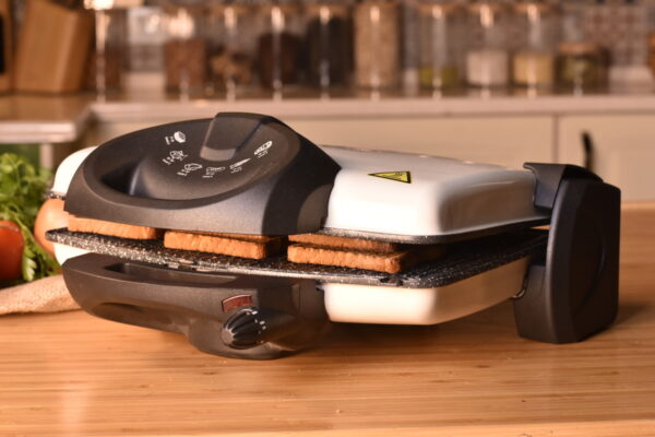 توستر برقی 1800 وات سفید گوستاوا بامبوم B3290 Iran Home Appliances لوازم خانگی ایران