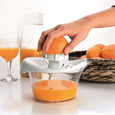 hand-fruit-juicer